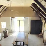 Maison Spacieuse à Avec Cheminée 250 M² *