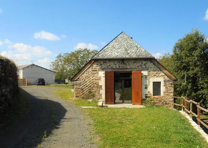 Vakantiehuis Maison Spacieuse A Avec Cheminee 250 M² *