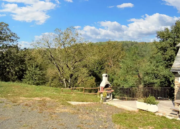 Maison Spacieuse A Avec Cheminee 250 M² Vakantiehuis *