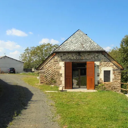 Vakantiehuis Maison Spacieuse A Avec Cheminee 250 M² *