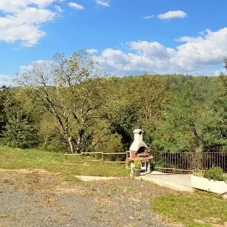 Maison Spacieuse A Avec Cheminee 250 M² Vakantiehuis *