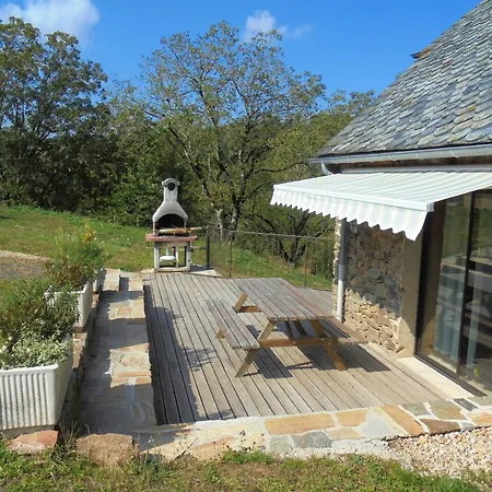 בית נופש Maison Spacieuse A Avec Cheminee 250 M²
