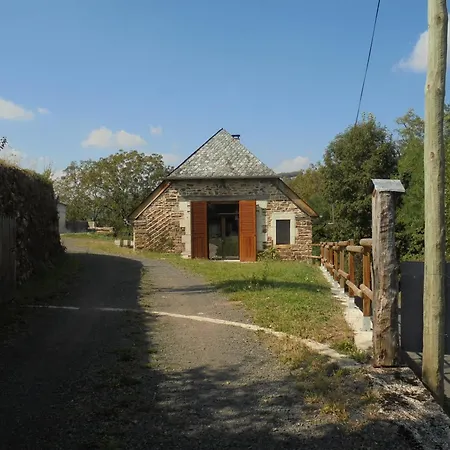 Maison Spacieuse A Avec Cheminee 250 M²