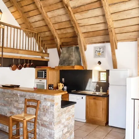 Casa vacanze Maison Spacieuse à Avec Cheminée 250 M² Castelnau-de-Mandailles