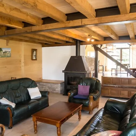 Casa vacanze Maison Spacieuse à Avec Cheminée 250 M² Castelnau-de-Mandailles