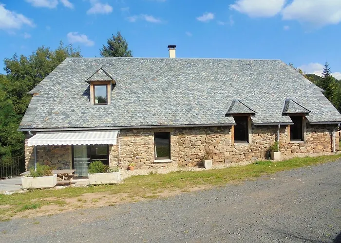 Maison Spacieuse A Avec Cheminee 250 M²